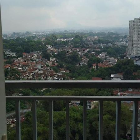 Galeri Ciumbuleuit Apartment 3 By Gezonder Bandung Dış mekan fotoğraf