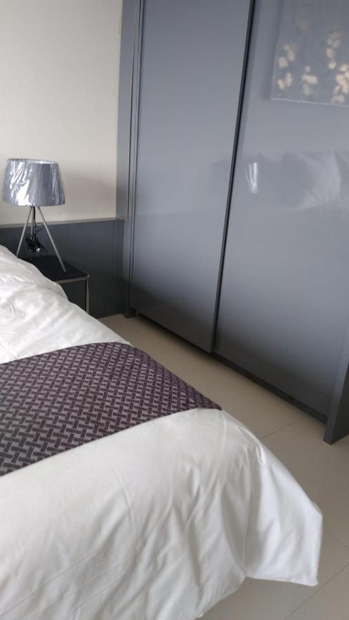 Galeri Ciumbuleuit Apartment 3 By Gezonder Bandung Dış mekan fotoğraf